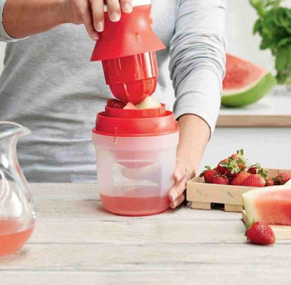 🍓🥭 2-in-1 Mini Fruit Juicer – Fresh Juice Anytime, Anywhere! 🥤⚡
